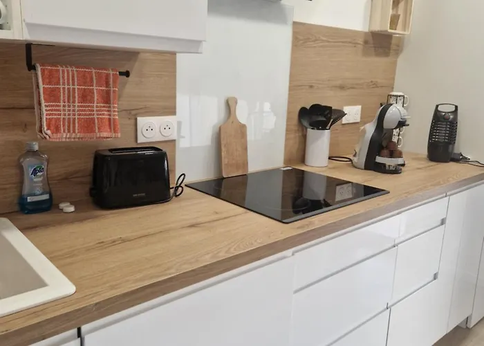 Le Petit Ceretant アパート